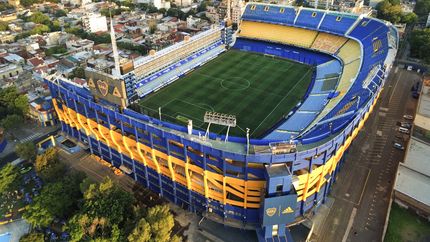 Estudiantes podría visitar a Boca fuera de La Bombonera