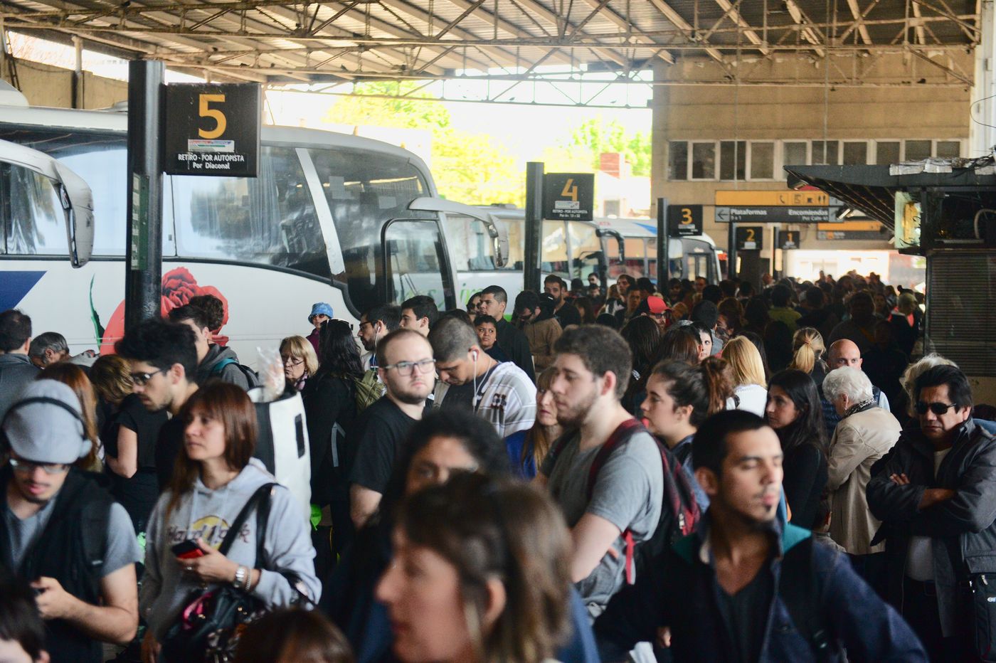 Terminal de La Plata.jpg