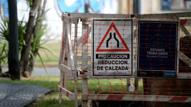 faltara agua en dos barrios de la plata por tareas de mantenimiento de absa