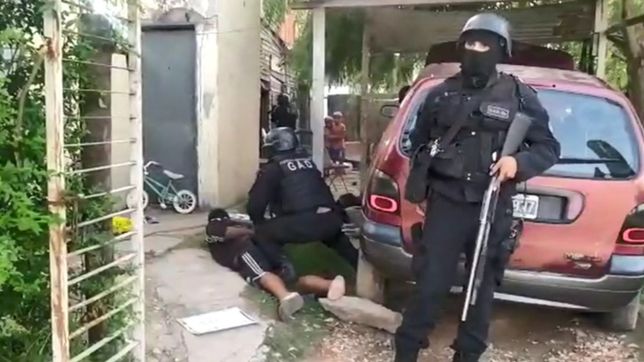 detuvieron a un chico de 16 anos por haber cometido al menos cinco robos en la plata en pocas horas