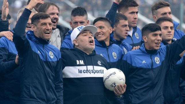 el bosque es mi cielo, el emotivo video de bienvenida de gimnasia para diego maradona