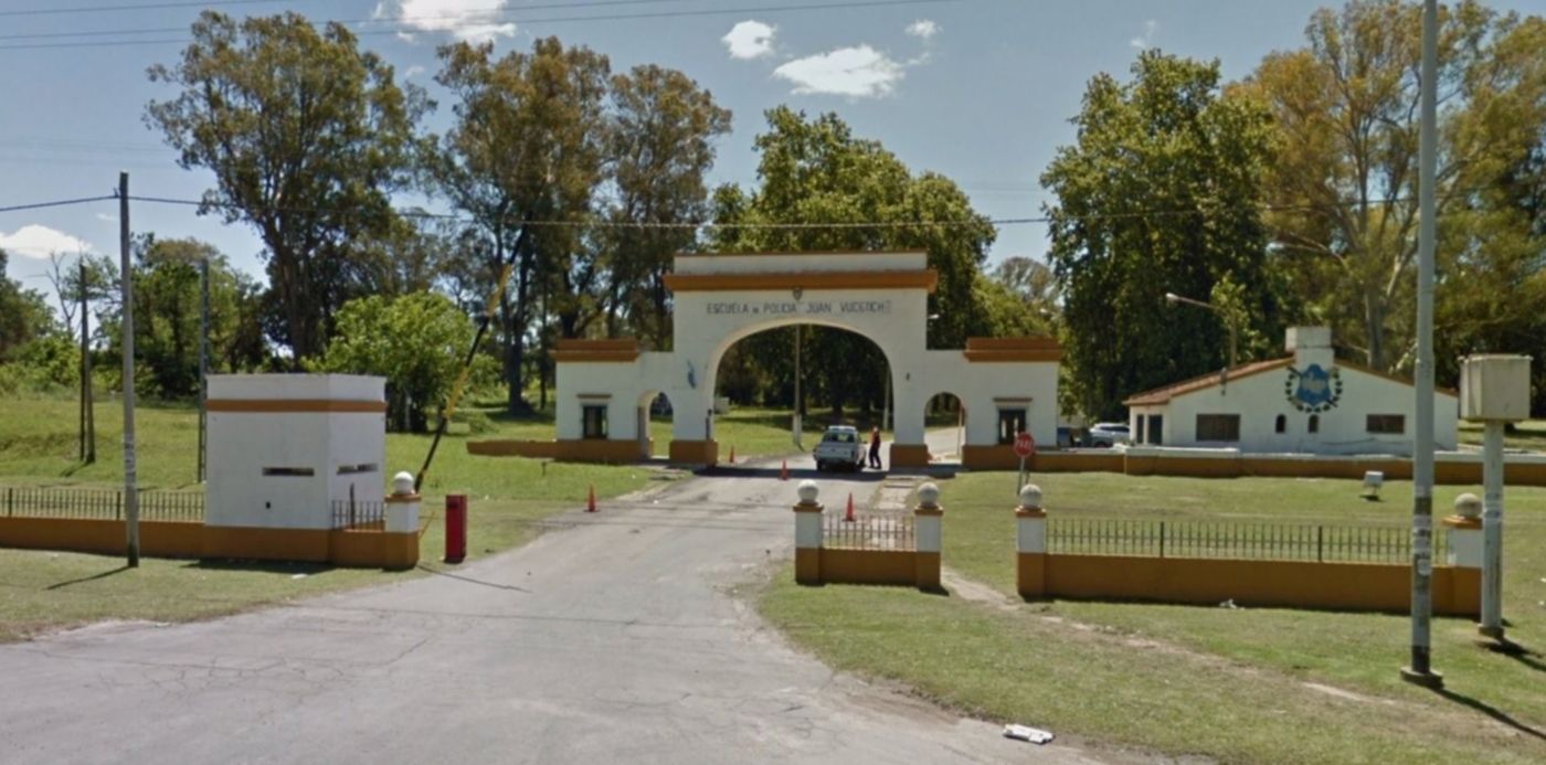 1558720963751.jpg?y=4&width=1431&scaleY=1&ow=1444&oh=812&x=9&height=716&rotate=0&scaleX=1&&cw=1920&ch=950