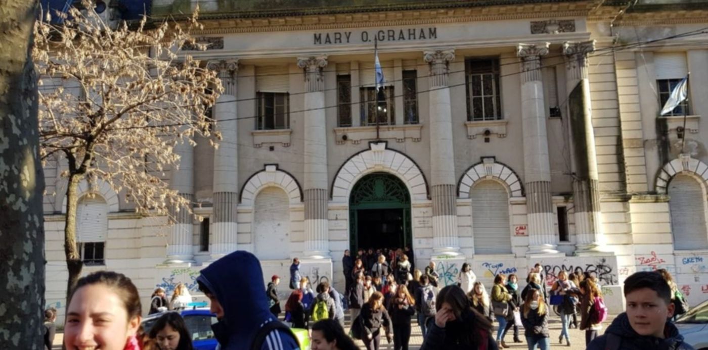 1529335204181.jpeg?&cw=1920&ch=950