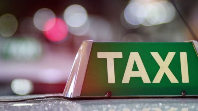 los taxistas de la plata piden una tarifa diferencial para prestar el servicio de noche