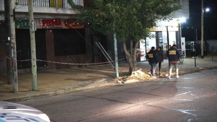 Creen que El Puma mató a su expareja usando una baldosa hallada en la escena del crimen