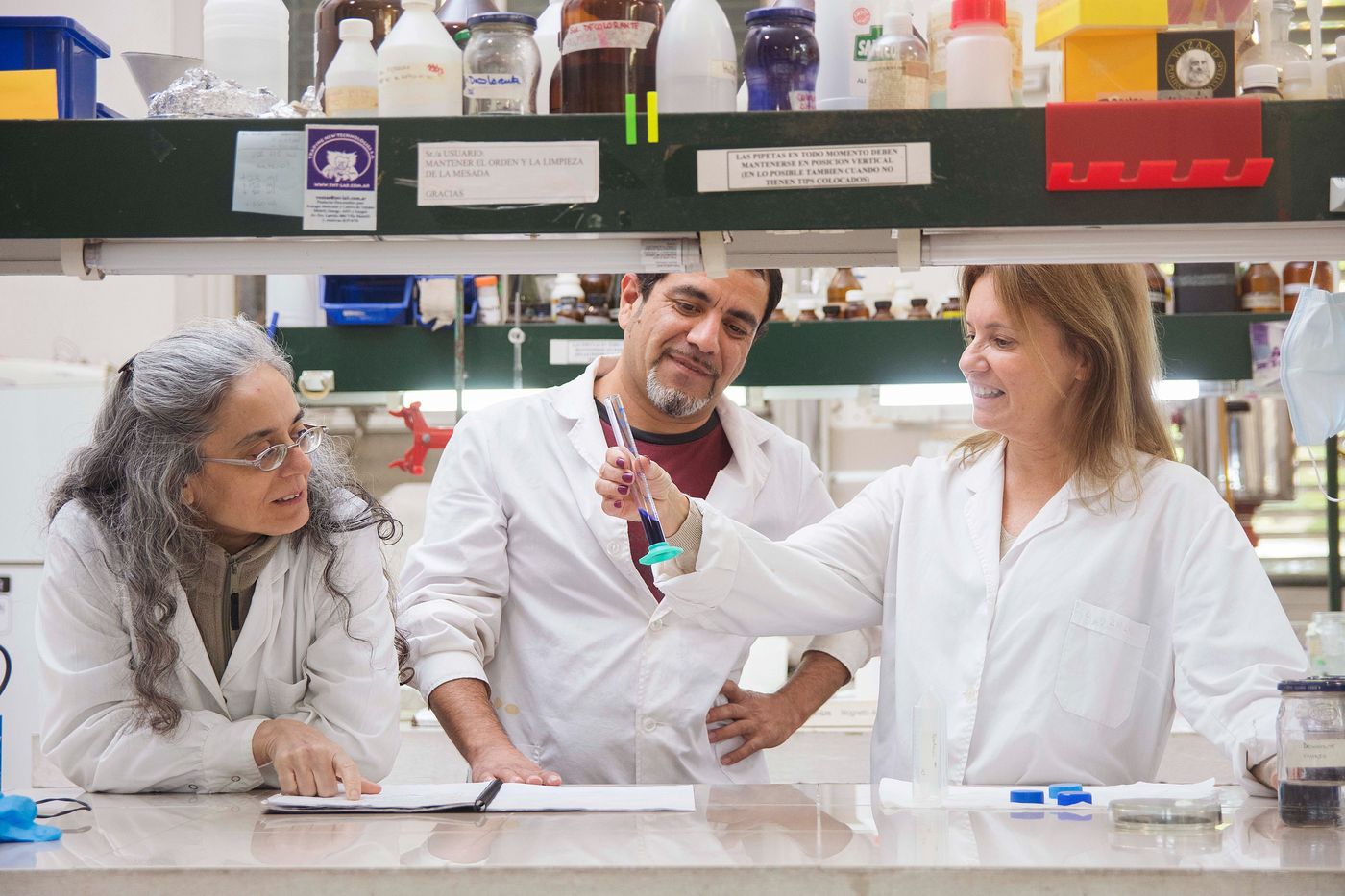 Científicos investigadores UNLP (17).jpg