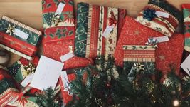 la comunidad de negocios inmobiliarios lanzo una campana para entregar regalos en la plata la comunidad de negocios inmobiliarios lanzo una campana para entregar regalos en la plata