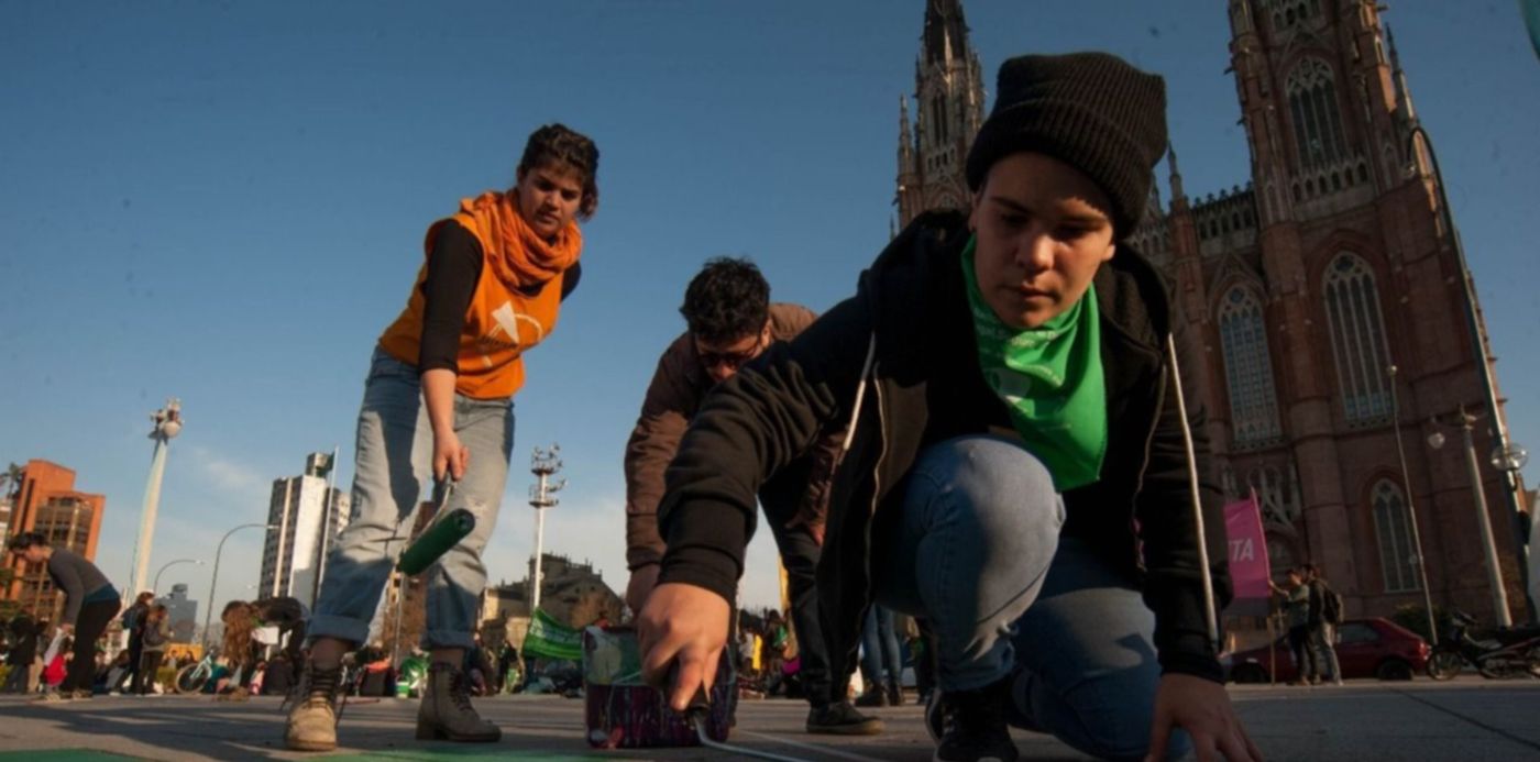 1530229715056.jpeg?&cw=1920&ch=950