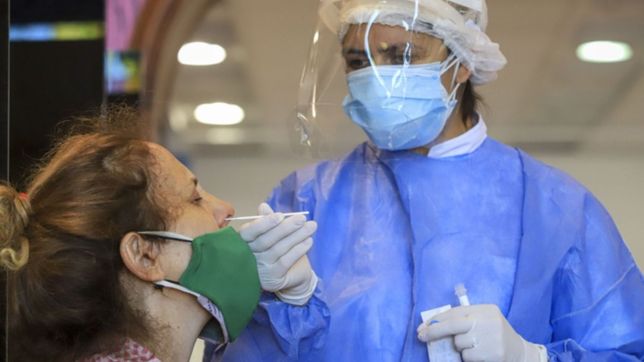 6 preguntas y respuestas con todo lo que se sabe de la cepa omicron que llego a argentina