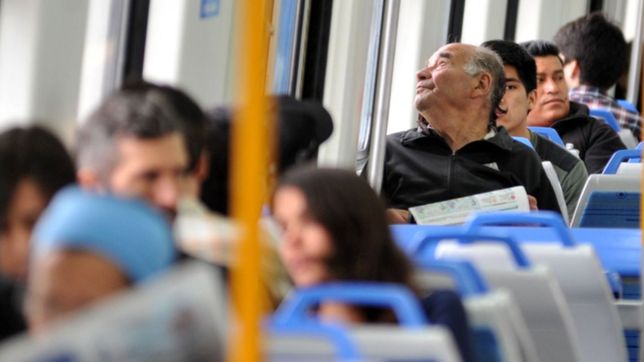 vio al amor de su vida en el tren roca de la plata y su busqueda se hizo viral