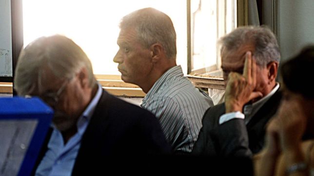 juicio a bruera: el misterio de los cajones vacios y la sombra de un allanamiento avisado