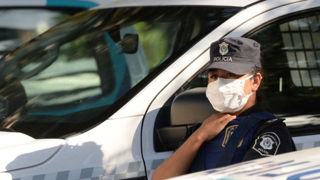 no dispares, por favor: dramatico robo en un barrio de la plata a merced de los ladrones