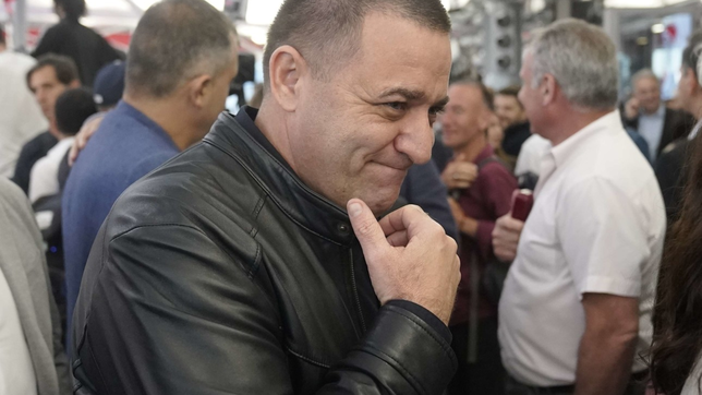 la enigmatica frase en latin con la que toviggino volvio a cargar contra estudiantes