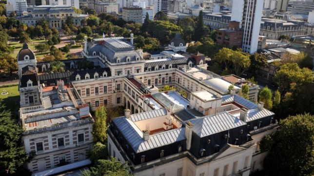 trabajadores estatales bonaerenses piden la urgente reapertura de paritarias