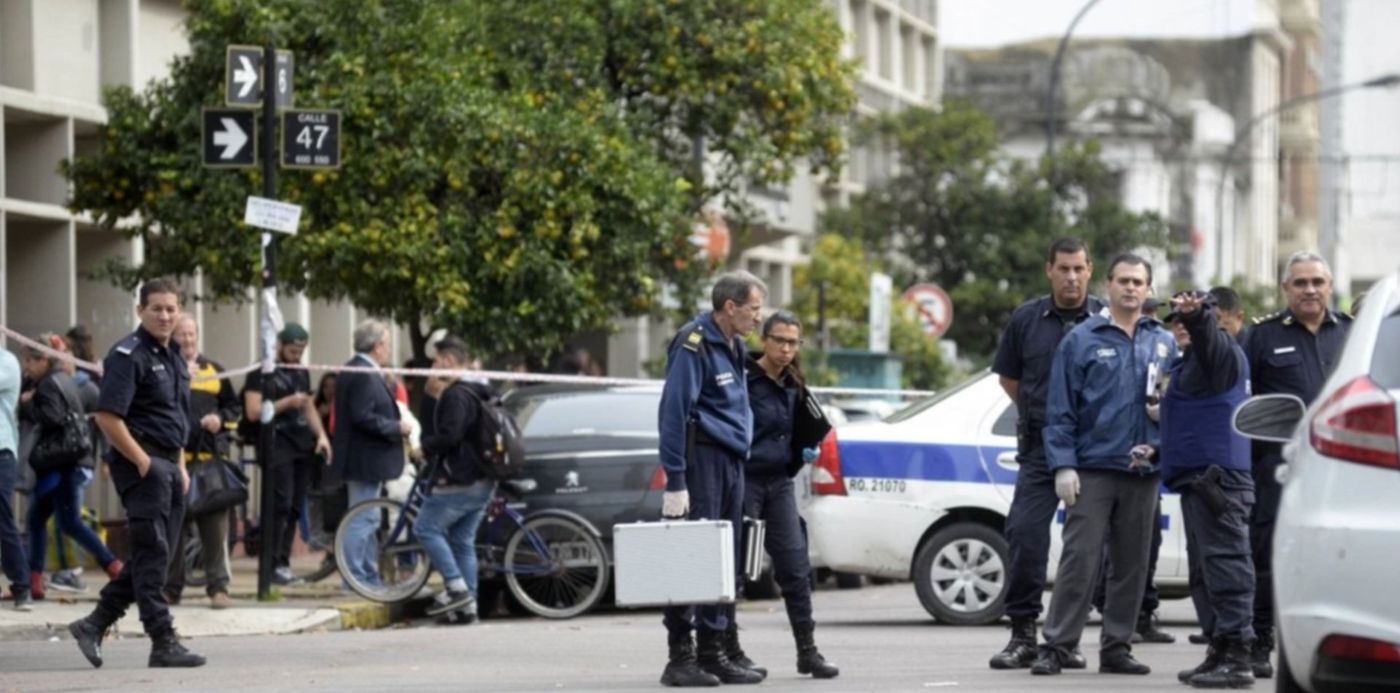 1526505932002.jpg?x=7&y=71&width=1266&height=633&rotate=0&scaleX=1&scaleY=1&ow=1280&oh=805&&cw=1920&ch=950