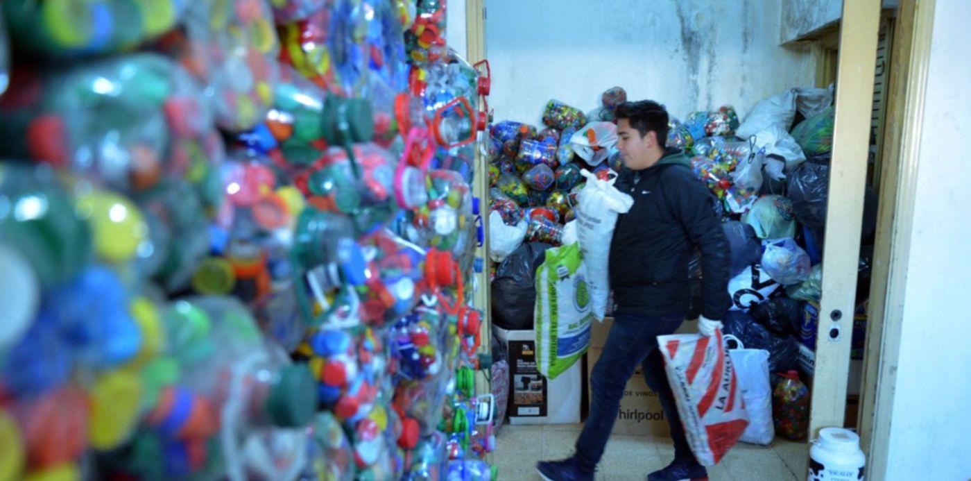 1558138375252.jpg?scaleY=1&oh=1027&width=1488&height=744&rotate=0&scaleX=1&ow=1500&x=6&y=70&&cw=1920&ch=950