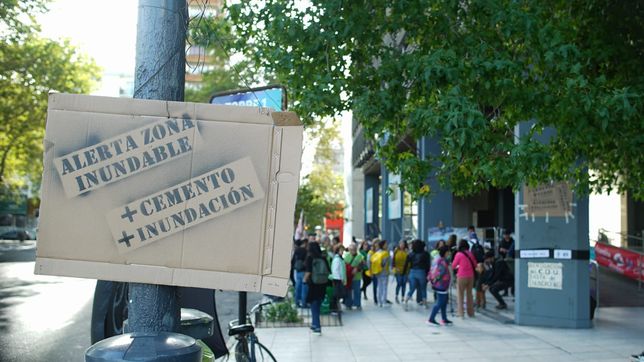 los inundados de la plata marcharon para mantener viva la memoria de la tragedia