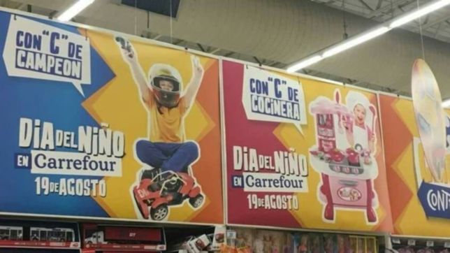?c de campeon, c de cocinera?, la sexista publicidad de carrefour por el dia del nino que se hizo viral