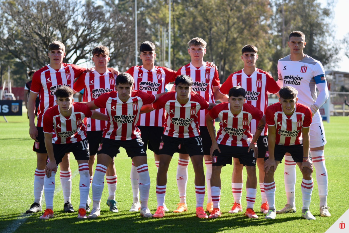 Estudiantes Reserva formación.png