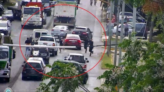 todos los videos de la pelea de sectores de la uocra y la policia en plena avenida 122