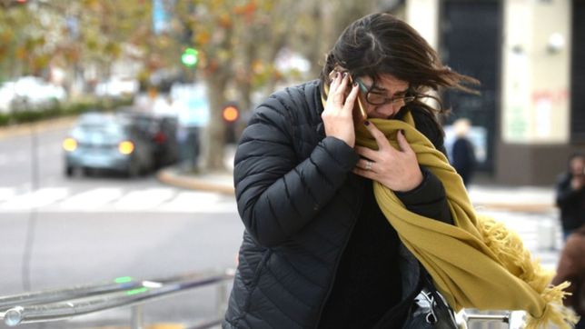 tras la lluvia, llega el viento, hay alerta y asi va estar el clima el domingo en la plata