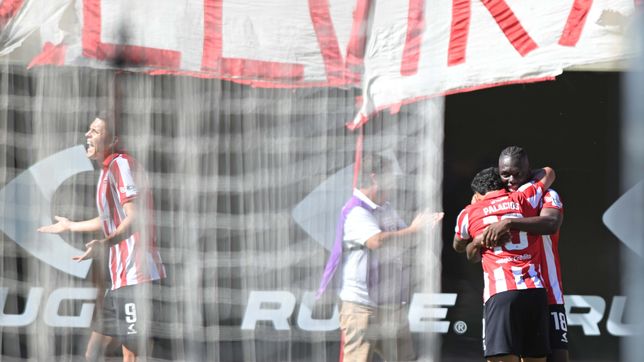 estudiantes fue implacable ante gimnasia y le gano 2 a 0 el clasico platense