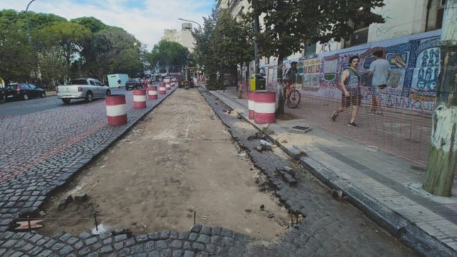 arranco la obra de asfaltado de adoquines y renovacion de paradas en plaza rocha
