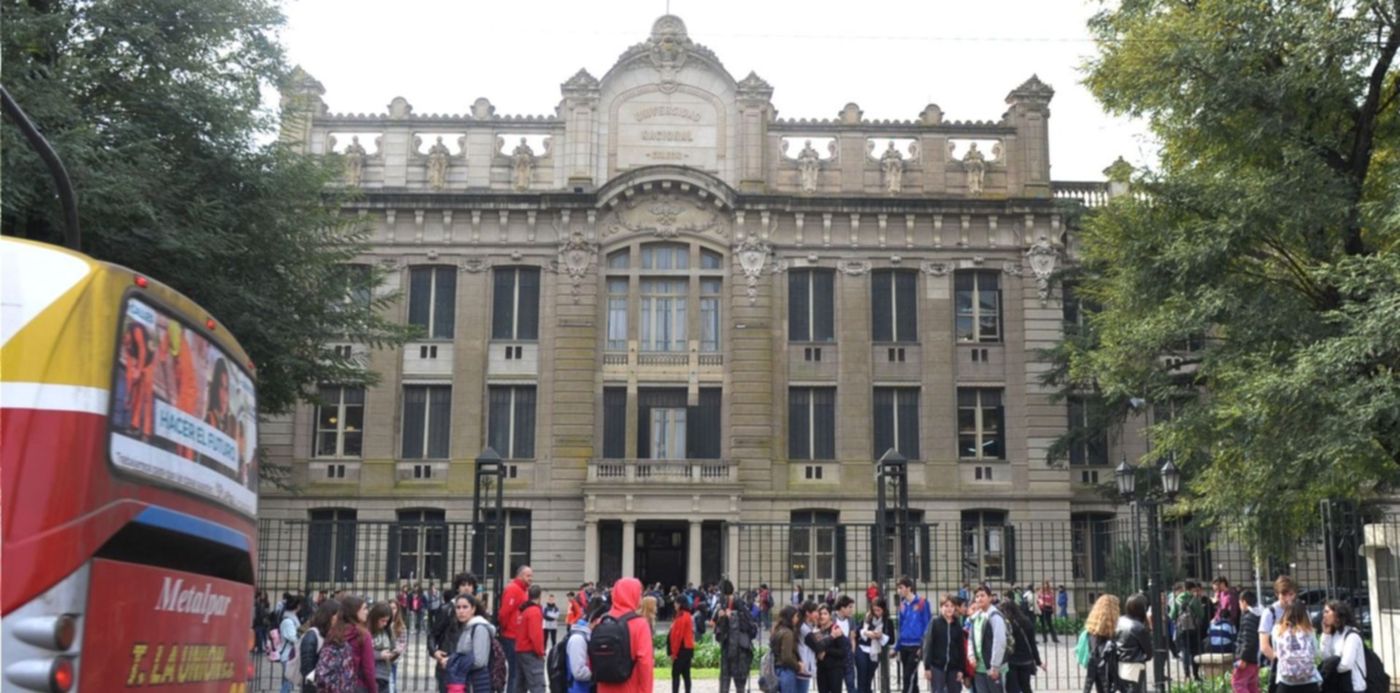 1528459268687.jpg?&cw=1920&ch=950