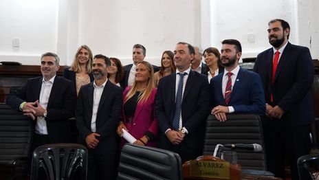 Un concejal de La Libertad Avanza recién asumido renunció a la dieta y seguirá en un cargo nacional Un concejal de La Libertad Avanza recién asumido renunció a la dieta y seguirá en un cargo nacional