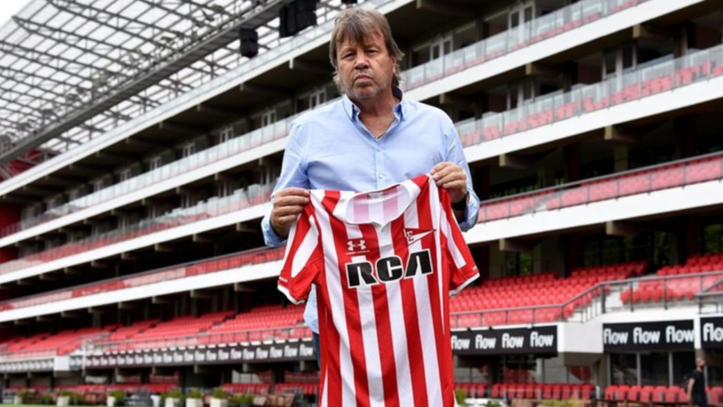 Zielinski y el desafío de darle identidad a un equipo que la perdió