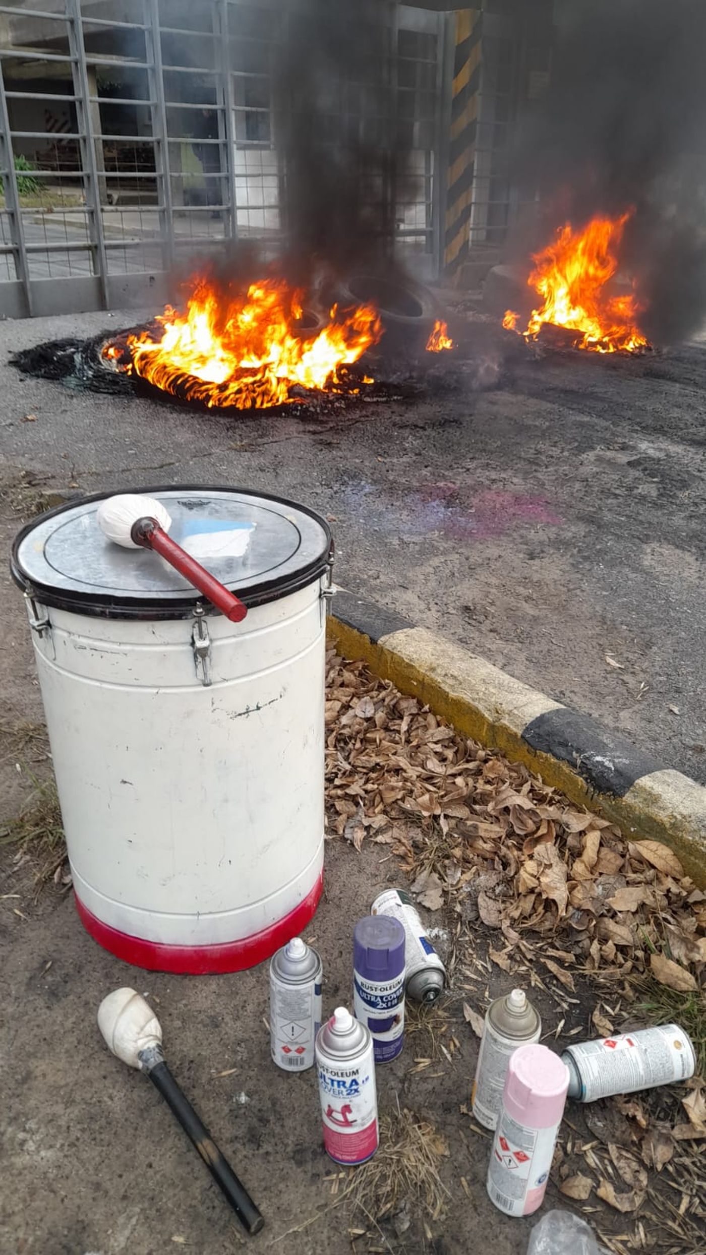 Los despedidos de Fisipa volvieron a protestar en la planta