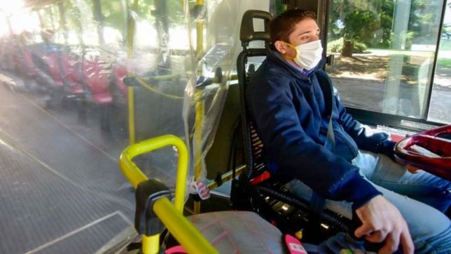 vacunacion en el transporte: planean dar prioridad a choferes, maquinistas y pilotos