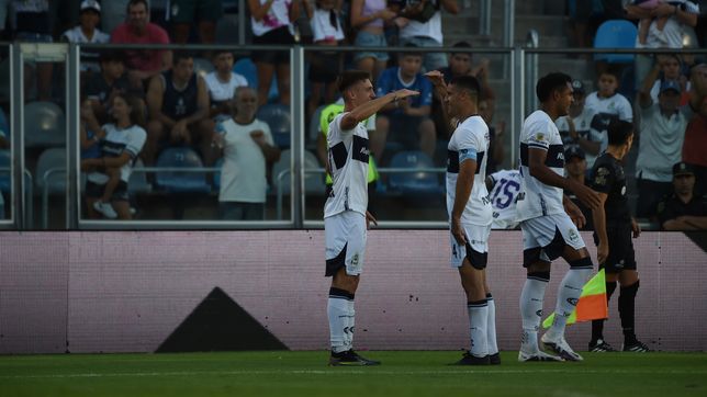 los sorprendentes numeros de felipe sanchez en la victoria de gimnasia