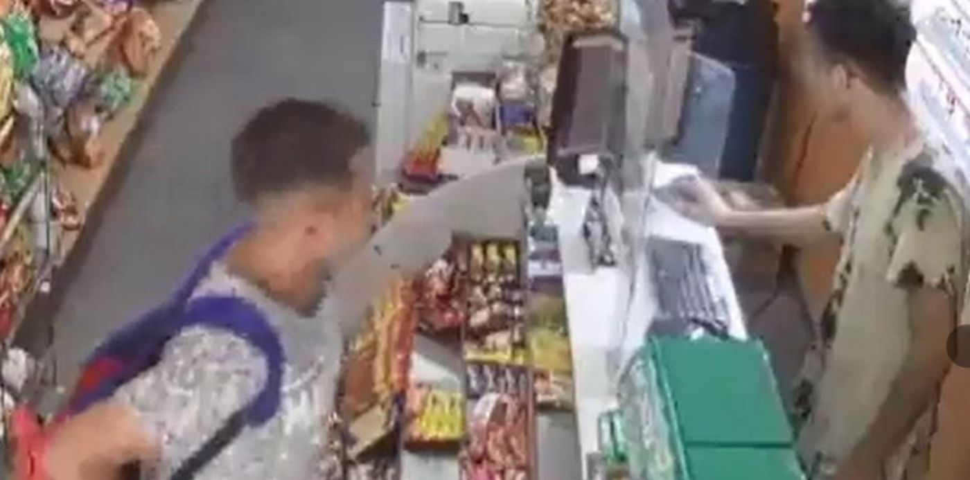 Video robo kiosco policlínico