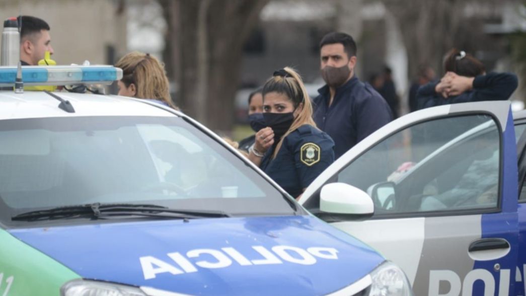 Atacaron a una jubilada, la golpearon y le robaron en una violenta entradera en La Plata