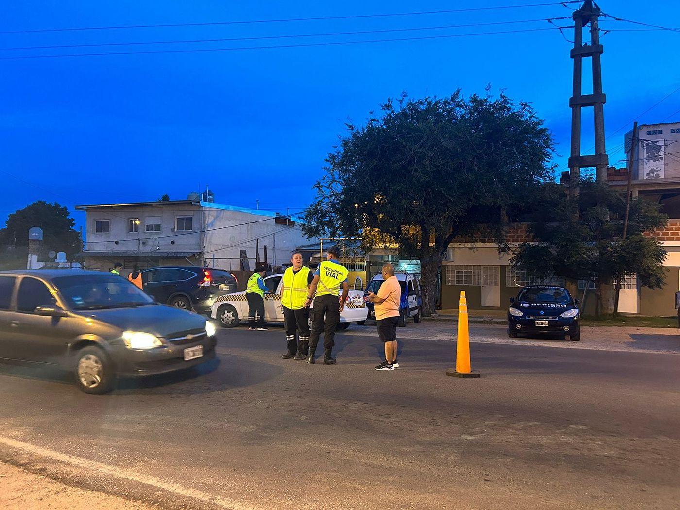 Operativos policiales conjuntos en La Plata Berisso y Ensenada (3).jpeg