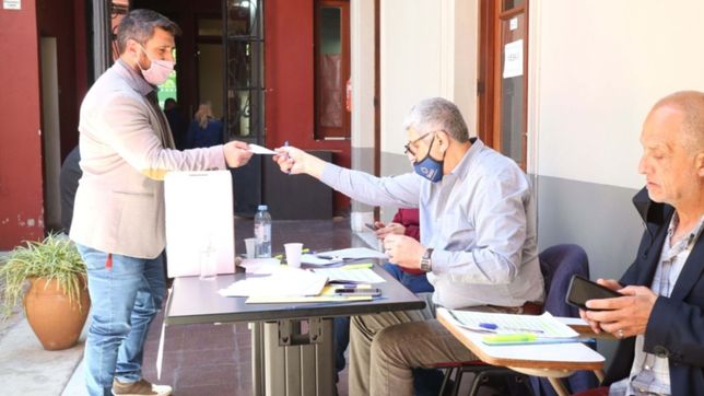 el oficialismo se impuso en el colegio de martilleros por apenas 32 votos