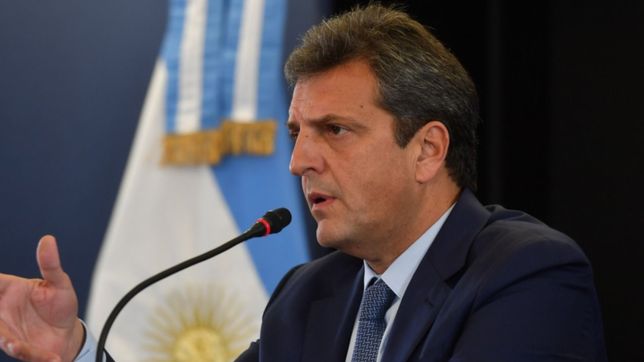 sergio massa  viajo a china con el nuevo avion presidencial en busca de inversiones