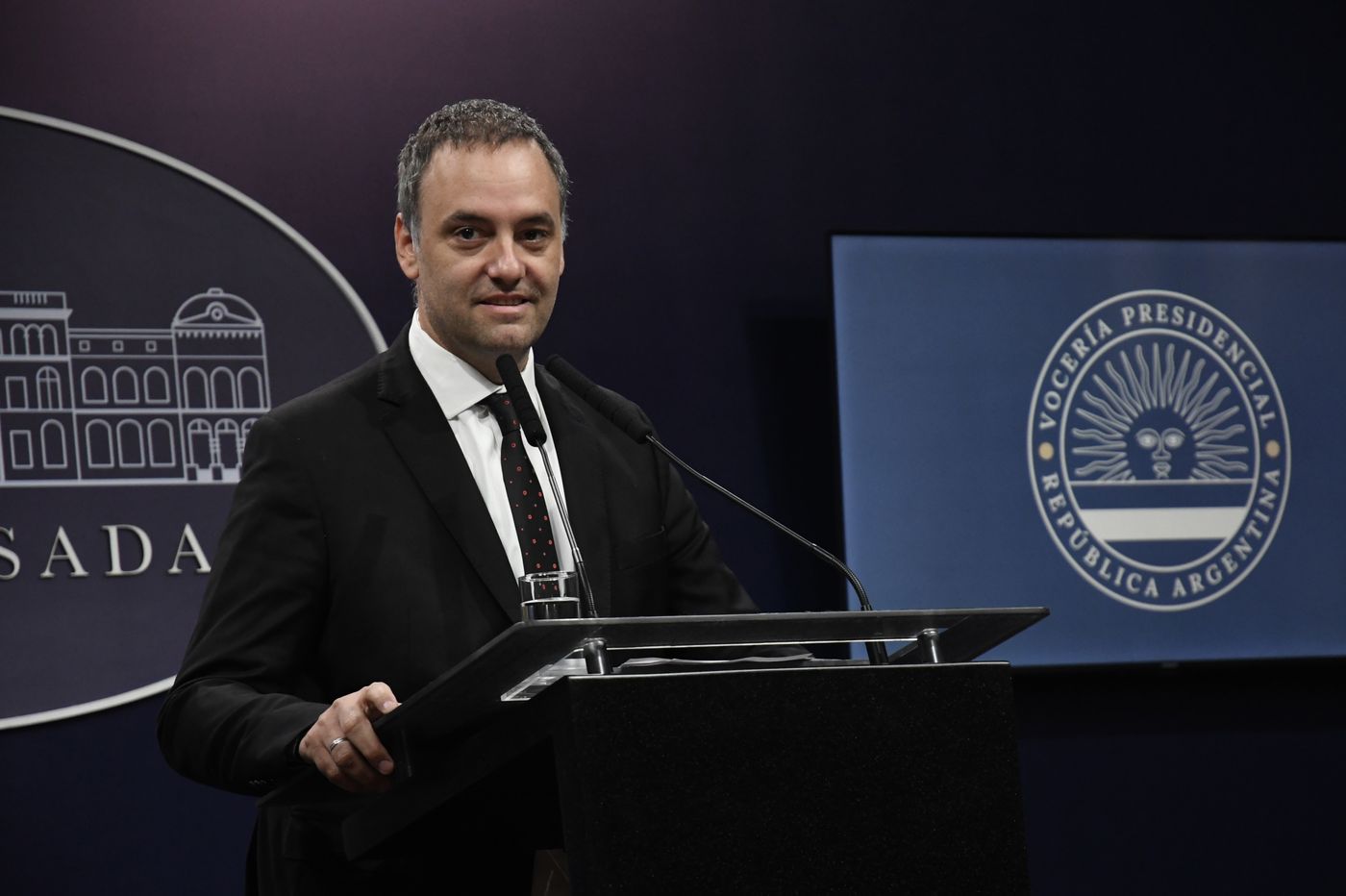 Manuel Adorni (5)