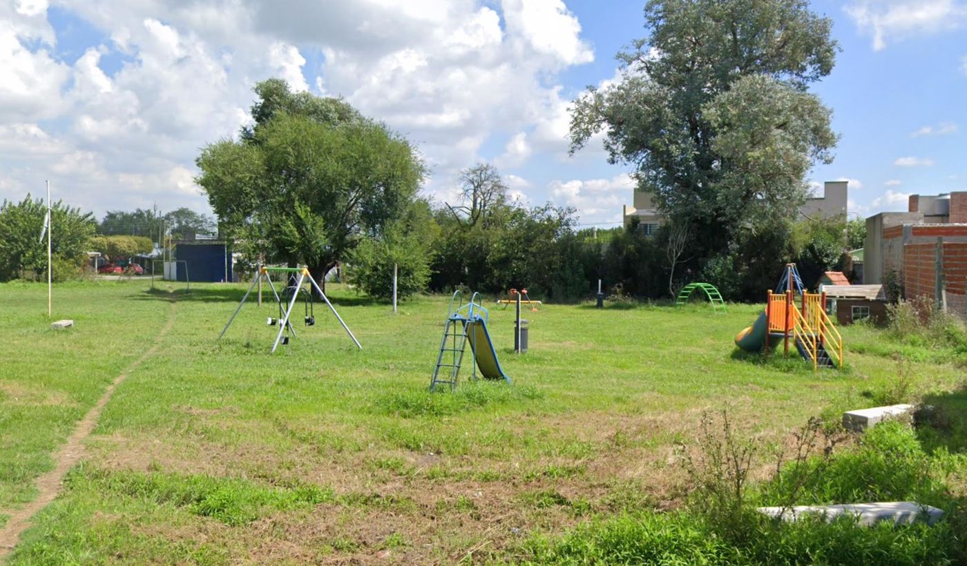 Plaza el campito de los chicos - portada.jpg