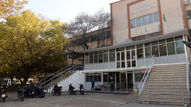 salvaje intento de homicidio en la plata: lo acuchillaron en el torax y termino internado