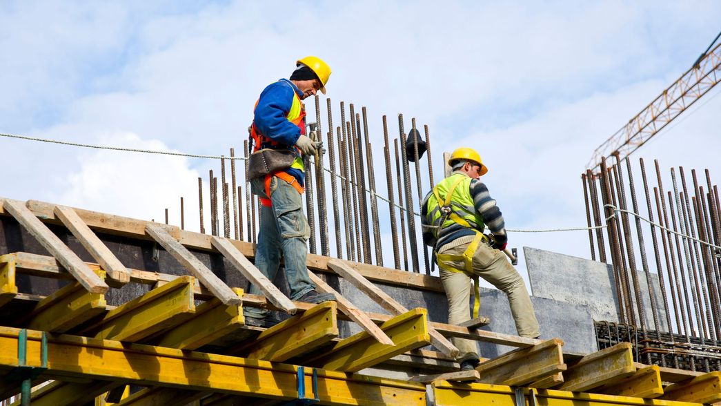 El despacho de cemento cayó 11,7% en La Plata y se agrava la crisis de la construcción