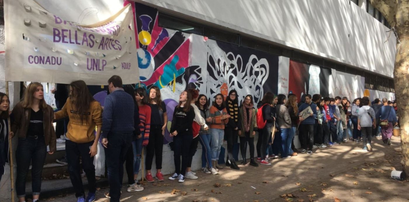 1557864886300.jpg?ow=1500&oh=1125&x=4&y=191&width=1489&height=744&rotate=0&scaleX=1&scaleY=1&&cw=1920&ch=950