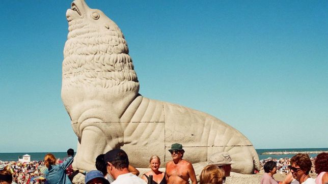el historiador sos vos, la propuesta del archivo historico que reune fotos familiares
