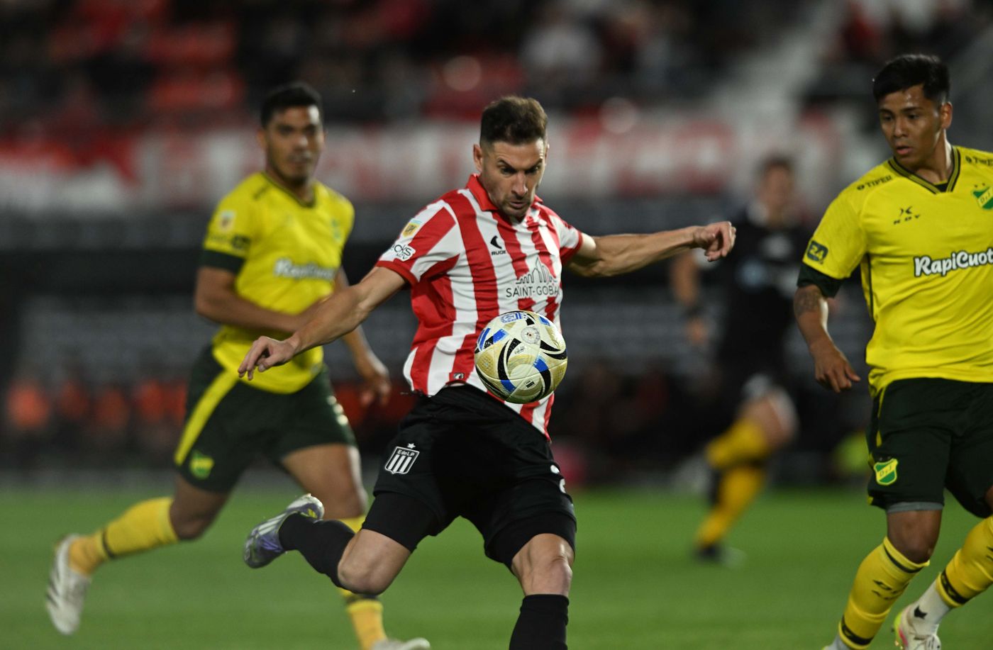 Estudiantes Defensa y Justicia Alario