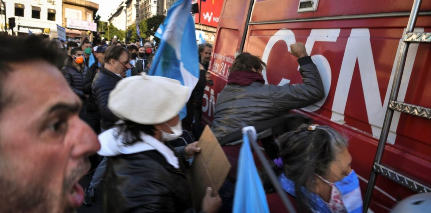 1594384897349.jpg?x=7&y=72&width=1487&height=743&rotate=0&scaleX=1&scaleY=1&ow=1500&oh=978&&cw=1920&ch=950