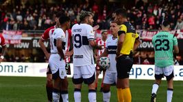 tras la goleada en el clasico, a gimnasia se le viene central, racing y el river de gallardo tras la goleada en el clasico, a gimnasia se le viene central, racing y el river de gallardo