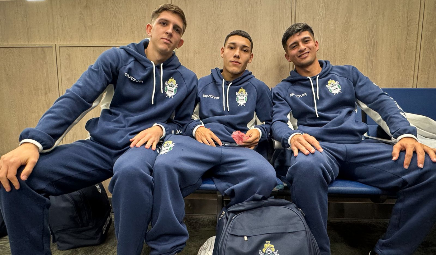 Gimnasia viajó a Mendoza con todo confirmado. Gimnasia viajó a Mendoza con todo confirmado.