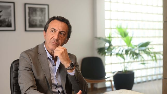 el presidente de gimnasia y un vice estan con custodia policial por temor a represalias