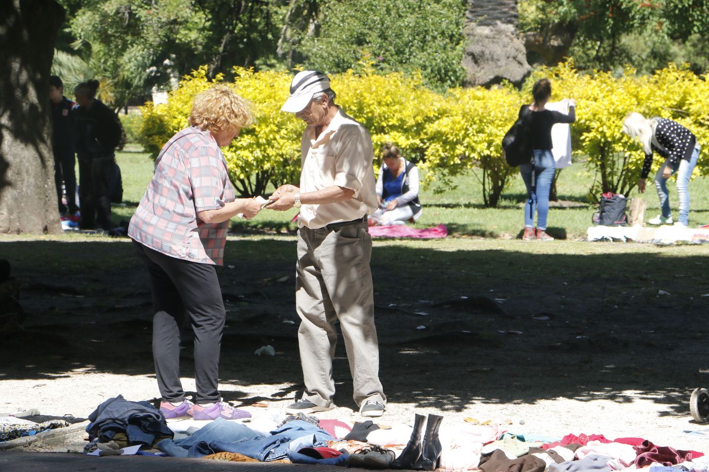 mantero plaza san martin (3) vendedores ambulantes.JPG